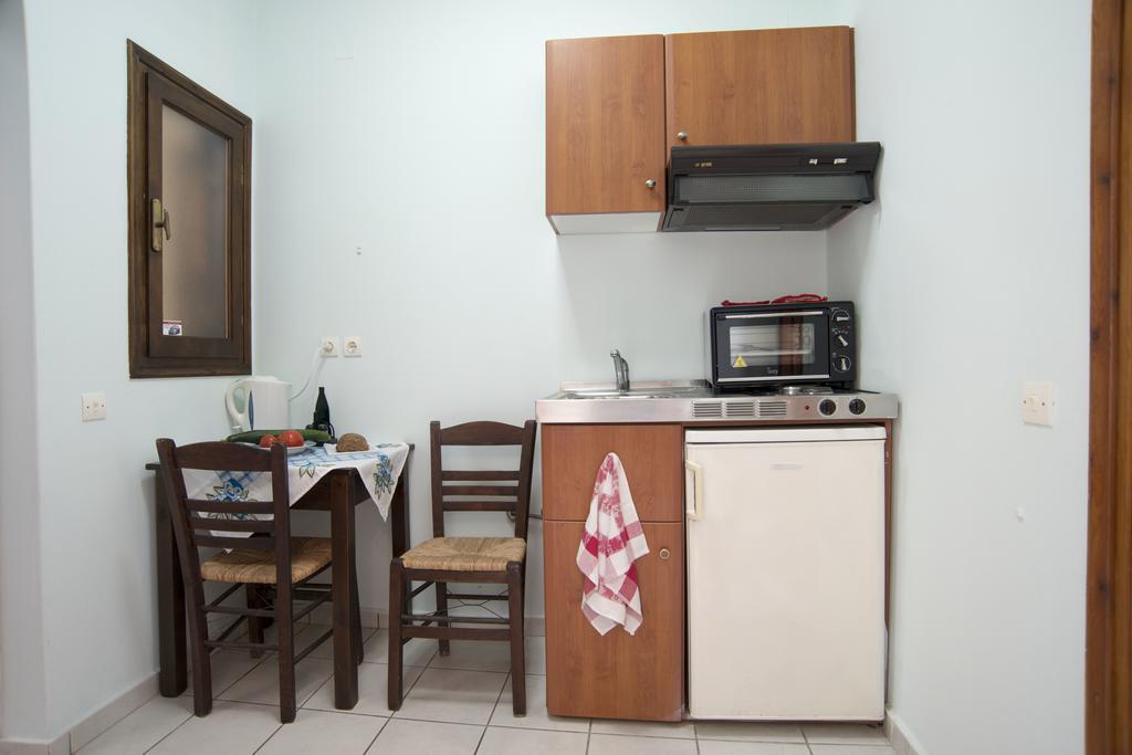 Studios Leandros Lakka  Bagian luar foto