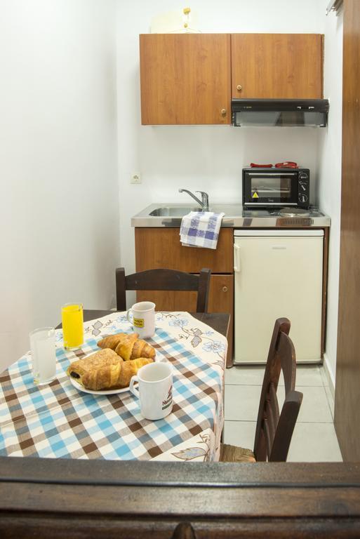 Studios Leandros Lakka  Bagian luar foto